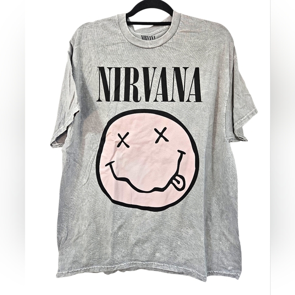 NIRVANA Tops - NWOT Nirvana Nevermind Tour Dead Eye Smiley Unisex T-Shirt Size 1X